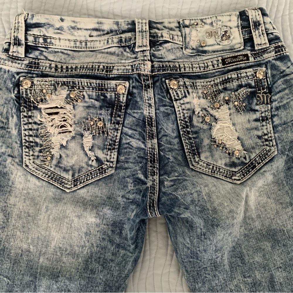 Miss Me Jeans. Size 29. Like new.